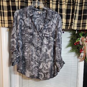 Roz & Ali Black and Gray Paisley Button-Down Shirt